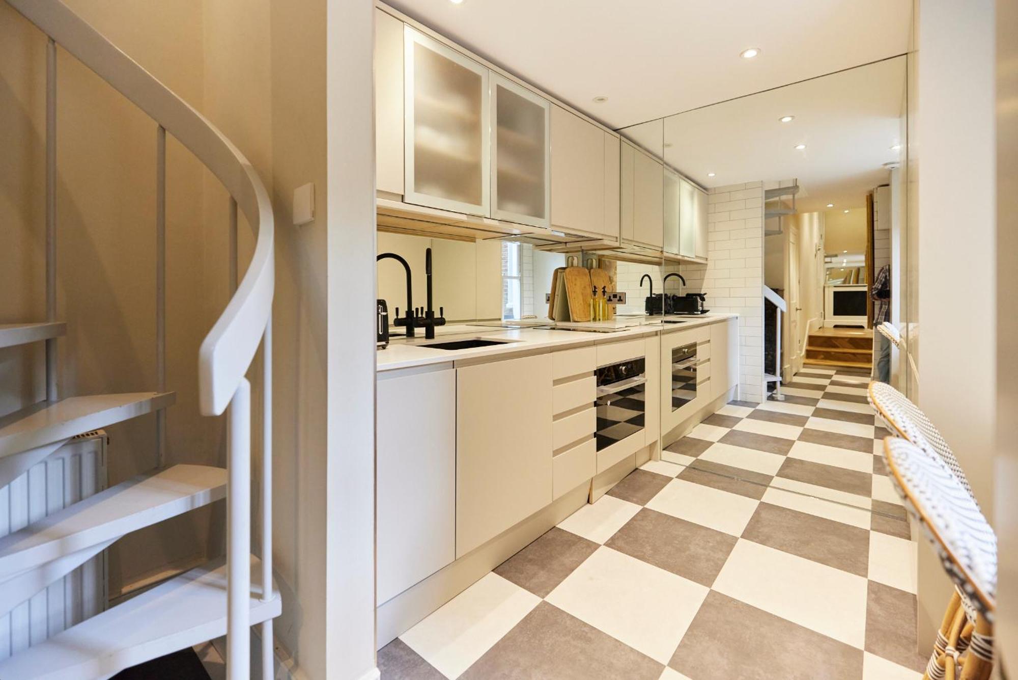 The Designers Suite Kensington - Stylish 1Bdr Flat Λονδίνο Εξωτερικό φωτογραφία